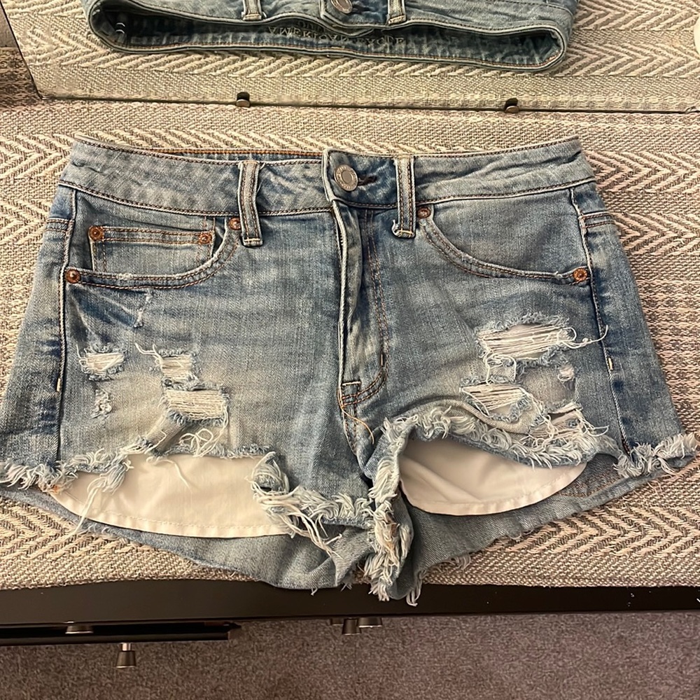American eagle, high rise festival short, size 6